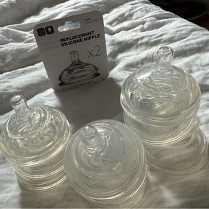 12 New Comotomo Replacement Silicone Nipples